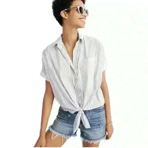 Women's Madewell Short Sleeve Front Tie Button-down Striped Shirt. Size XS
